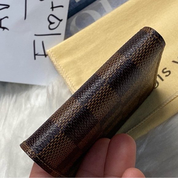 💕💕💕SOLD💕💕💕

🤩🤩🤩LV MENS BIFOLD WALLET DE🤩🤩🤩 - Picture 3 of 15